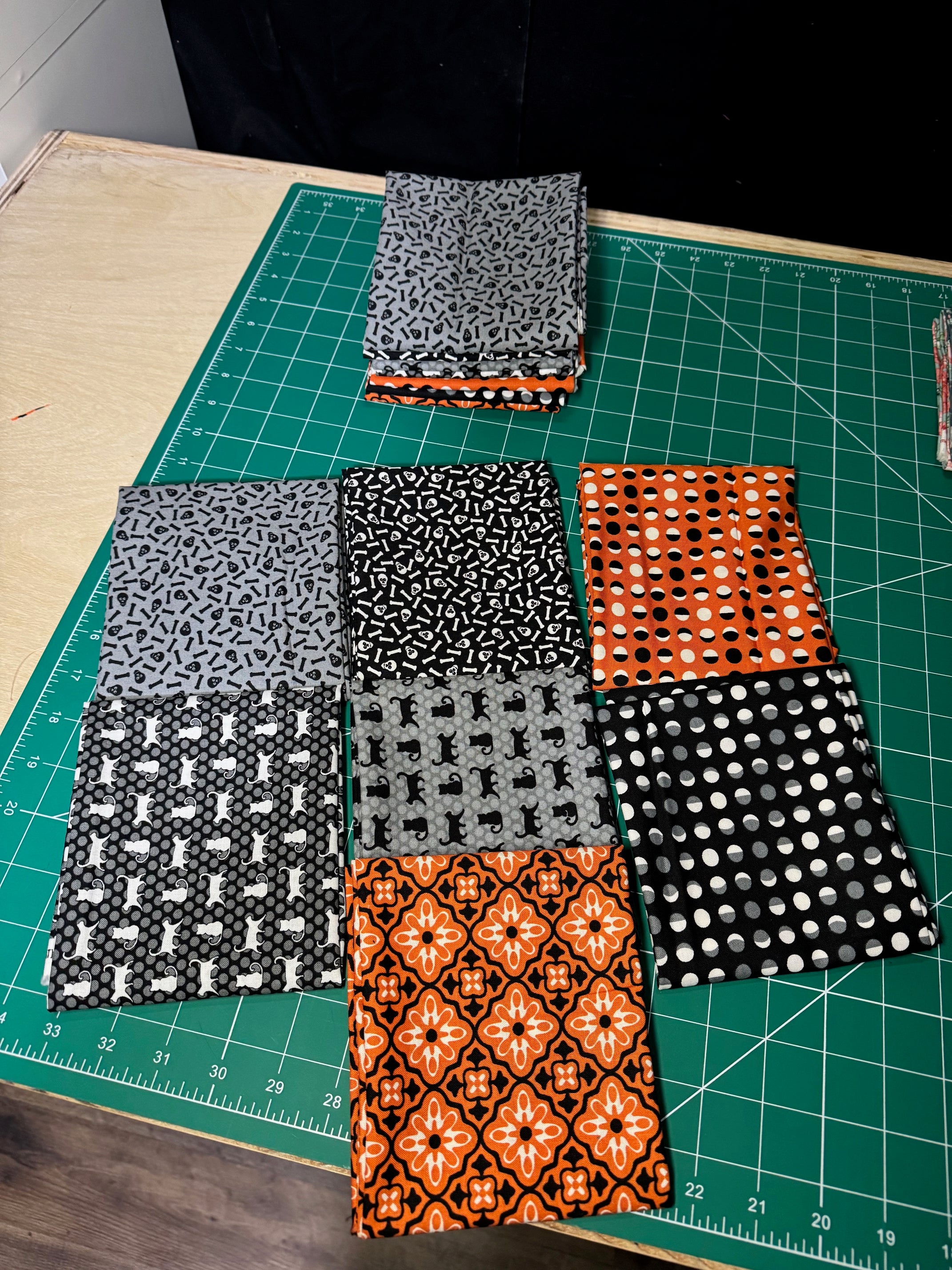 7 Midnight Magic 2 fat quarters