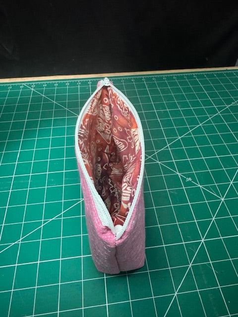 1 of a kind Boxed Zipper bag, Pink